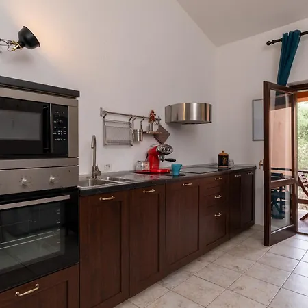 Mrb Real Estate - Maison Dei Lentischi - Monolocale In Con Piscina بورتو روتوندو